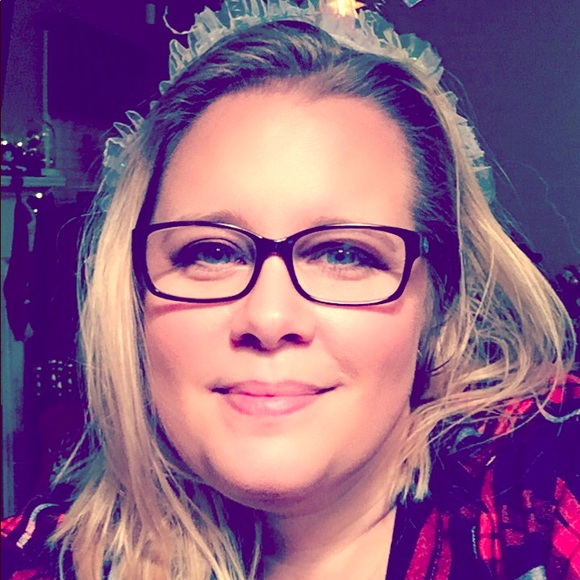 Meet your Posher, Anna - Picture 1 of 1